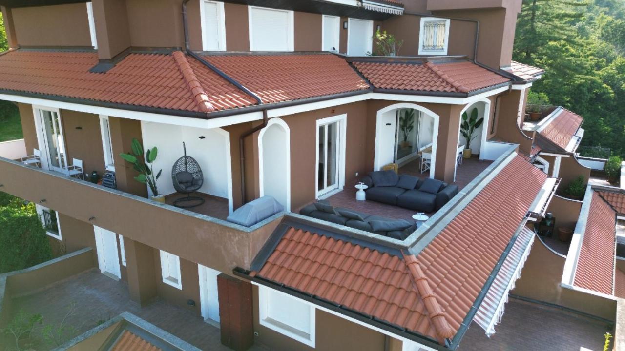 Lago 270 Stresa Extérieur photo